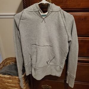 American eagle gray distressed hoodie size m. Fleece lined hood. Good cond.